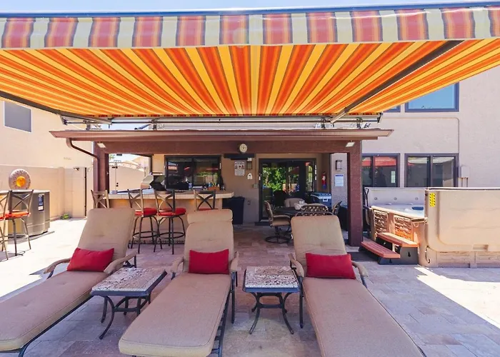 Family Vacation Retreat Glendale Az